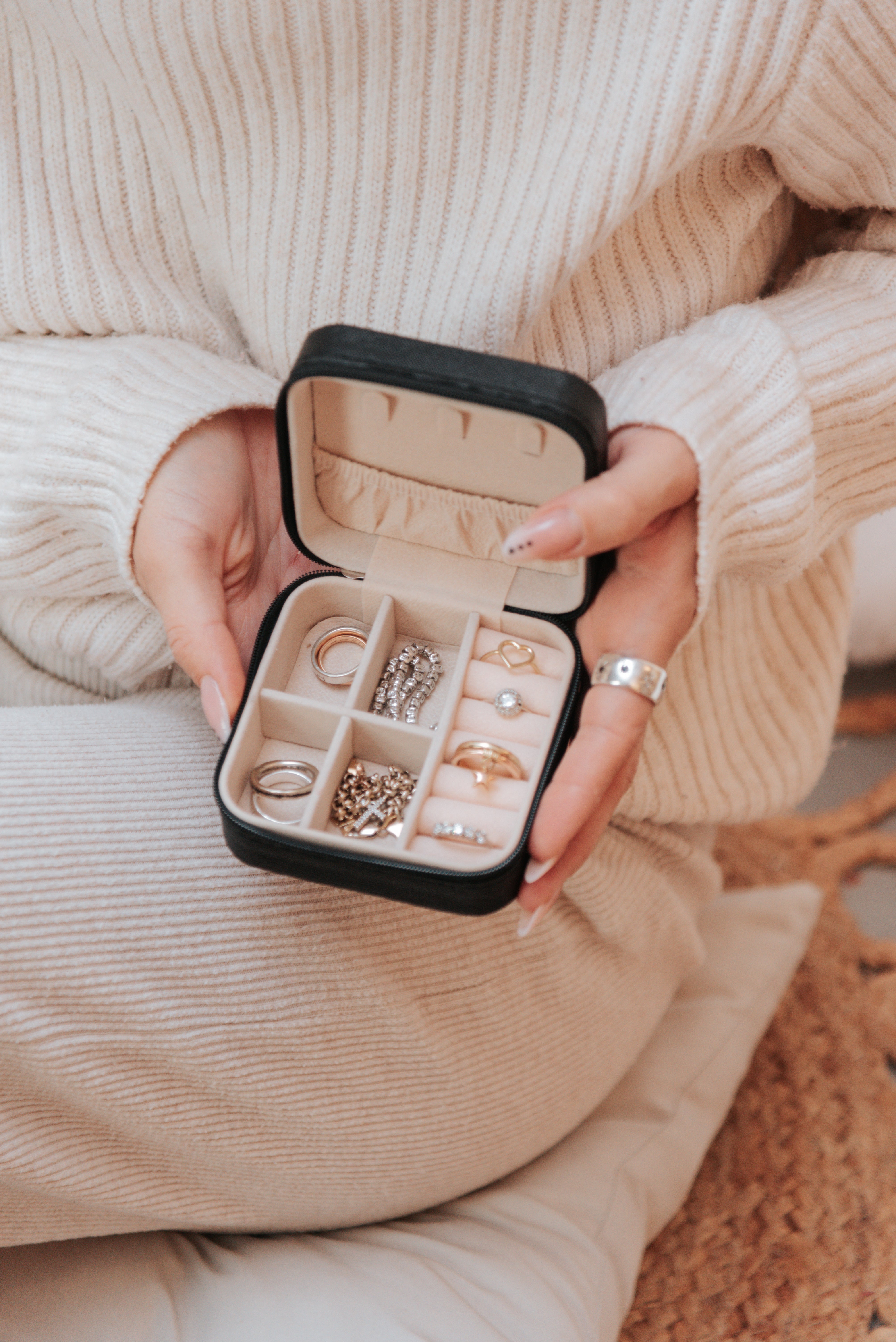 iDIY Portagioie donna da camera personalizzato con fiore e nome